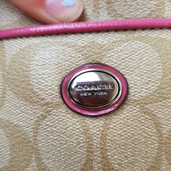 Coach Purse - Picture 3 of 4